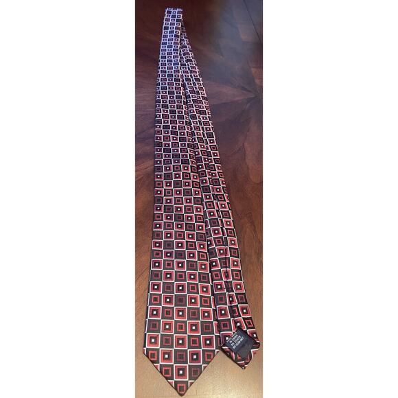 Pierre Cardin Red Black Hand Made 100% Polyester Men’s Neck Tie Made In China - Picture 3 of 9